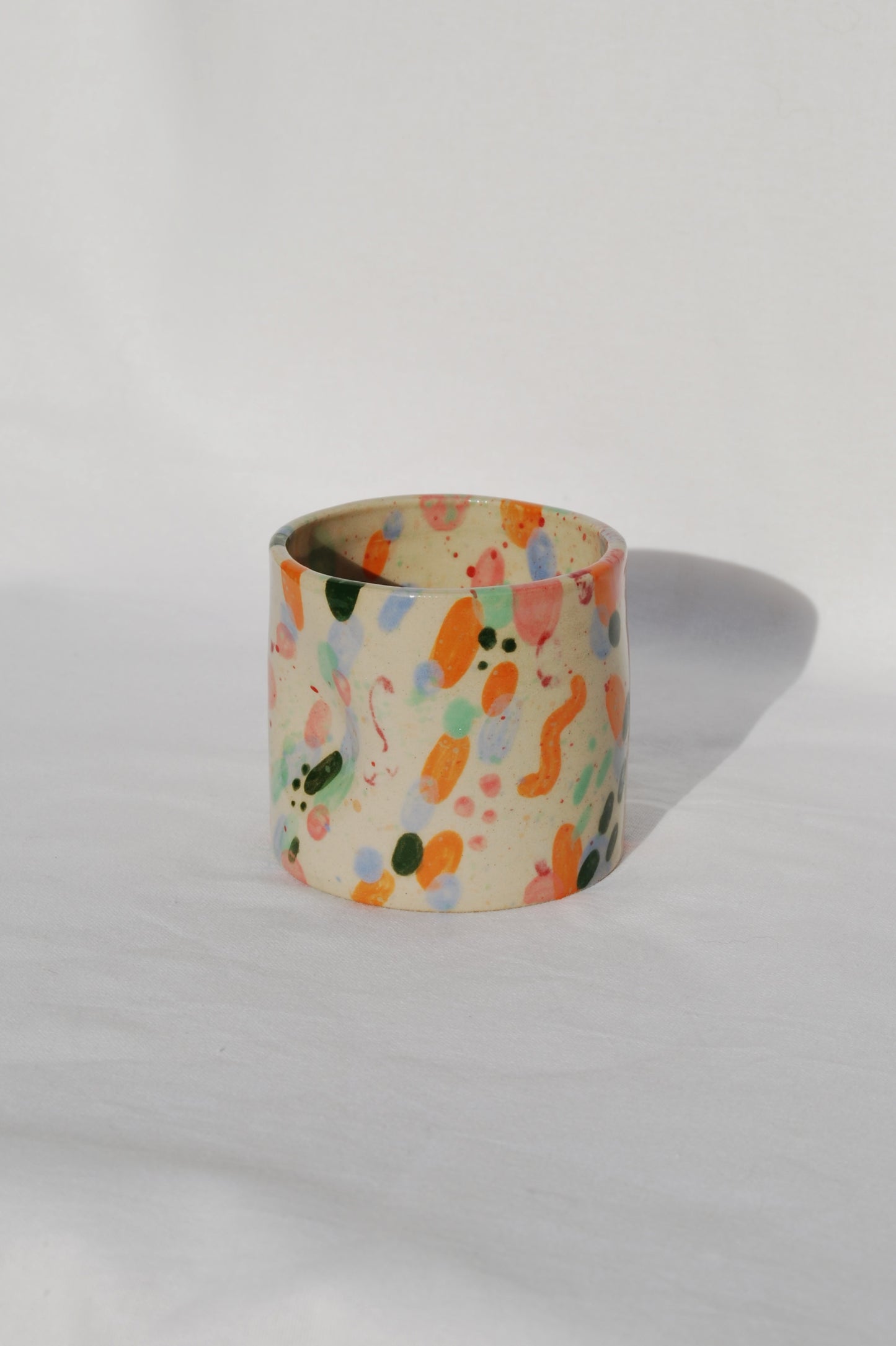 Watercolor pinch cup