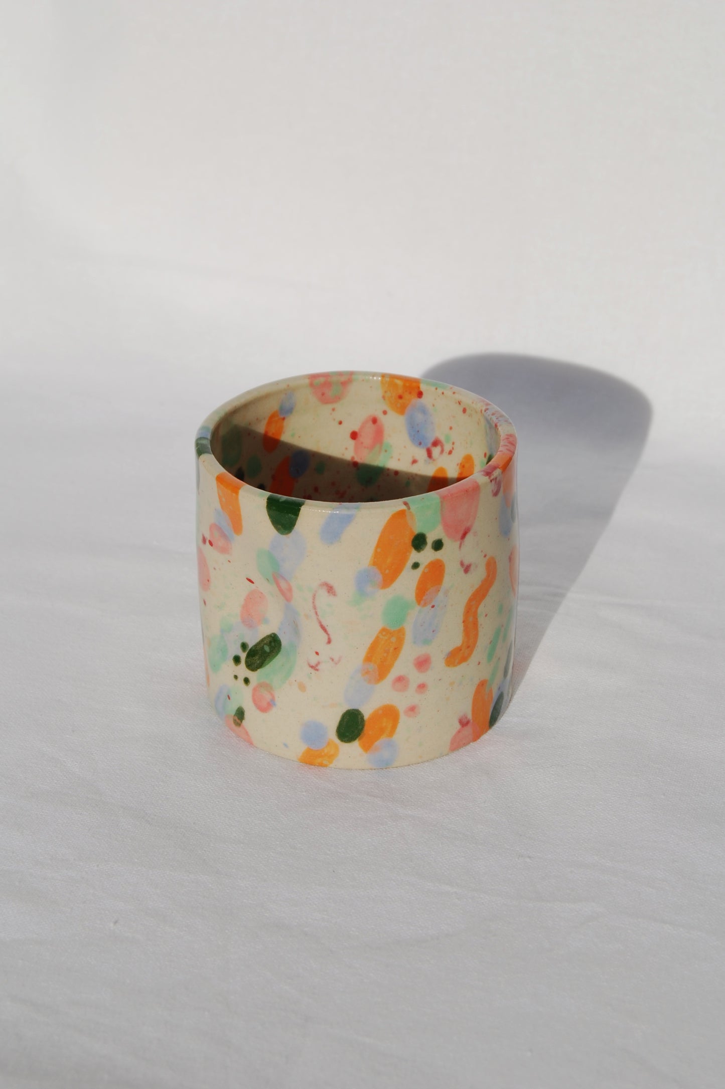 Watercolor pinch cup